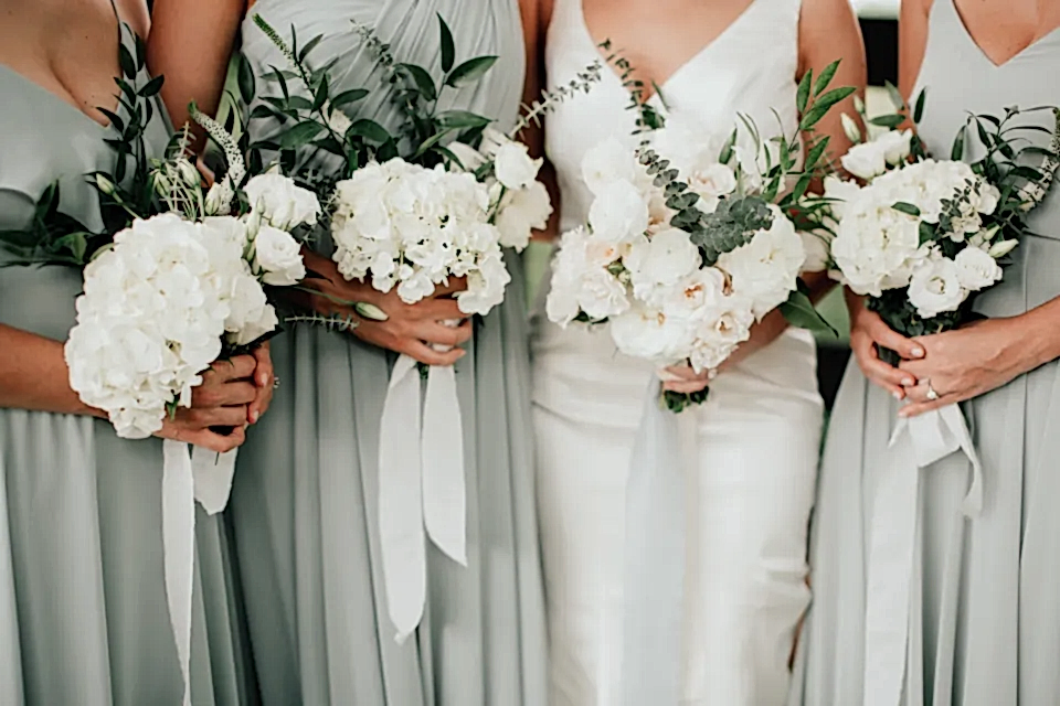 Bride and her Bridesmaids